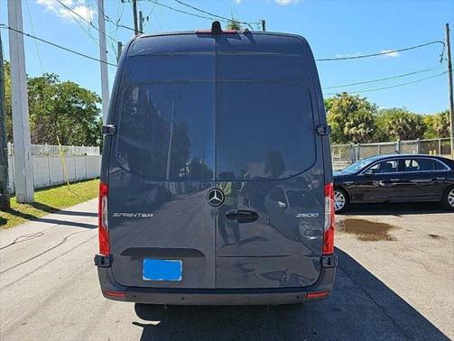 2019 Mercedes-Benz Sprinter 2500 High Roof