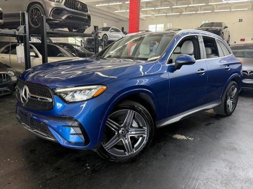 2023 Mercedes-Benz GLC 300 Base