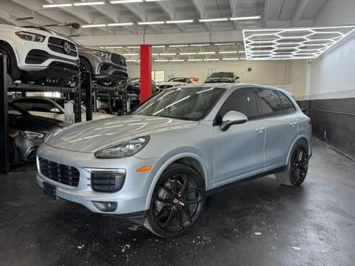 2018 Porsche Cayenne Platinum Edition