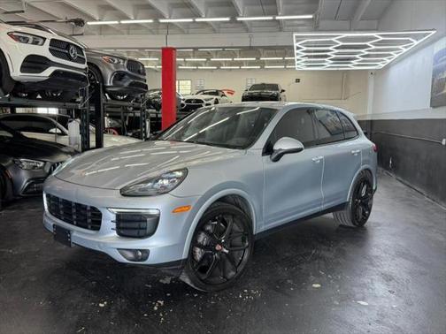 2018 Porsche Cayenne Platinum Edition