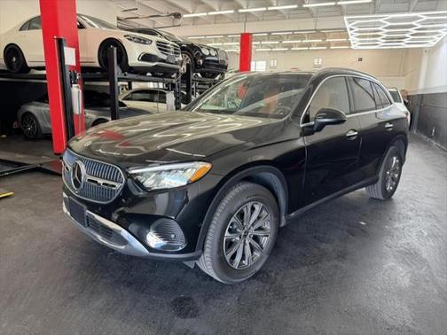 2023 Mercedes-Benz GLC 300 Base