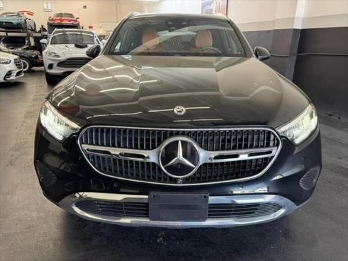 2023 Mercedes-Benz GLC 300 Base