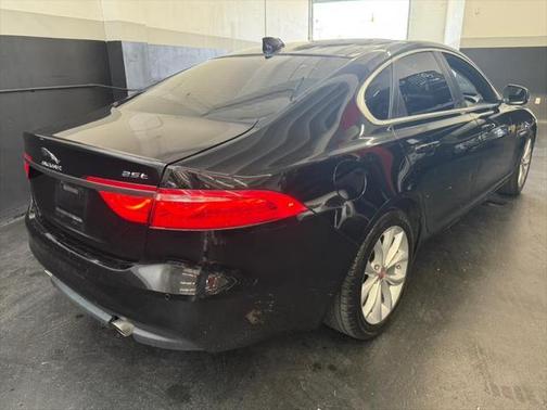 2020 Jaguar XF 25t Premium RWD Automatic