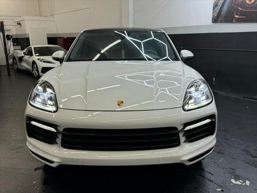 2021 Porsche Cayenne Coupe AWD