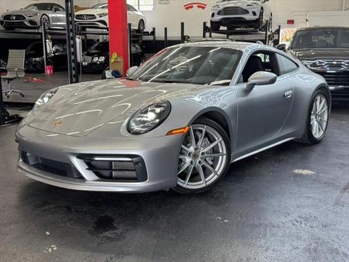 2021 Porsche 911 Carrera