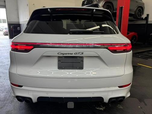 2021 Porsche Cayenne GTS