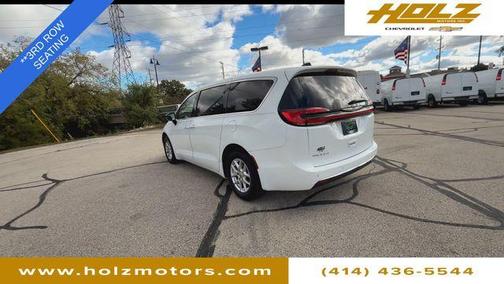 2024 Chrysler Pacifica Touring-L