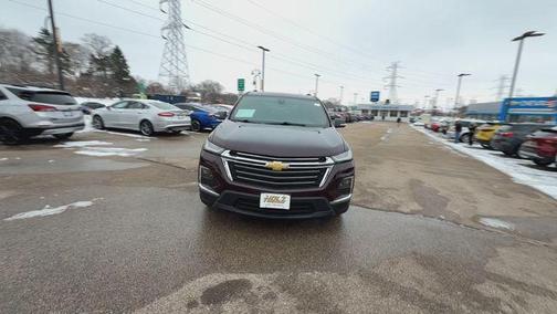 2022 Chevrolet Traverse LT Cloth