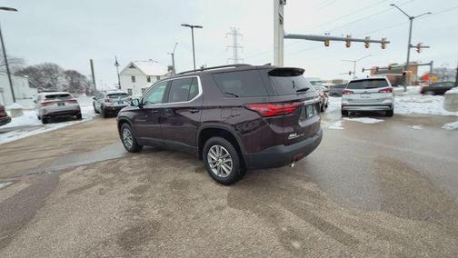 2022 Chevrolet Traverse LT Cloth
