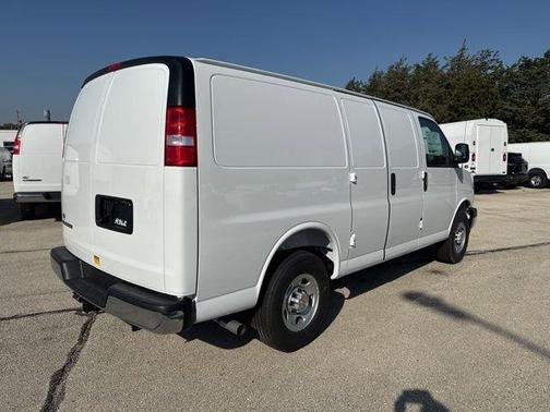 2025 Chevrolet Express 3500 Work Van