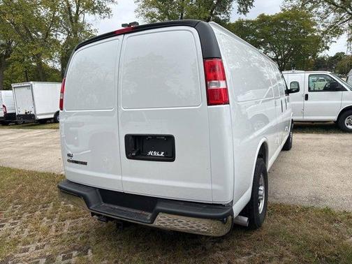 2025 Chevrolet Express 2500 Work Van