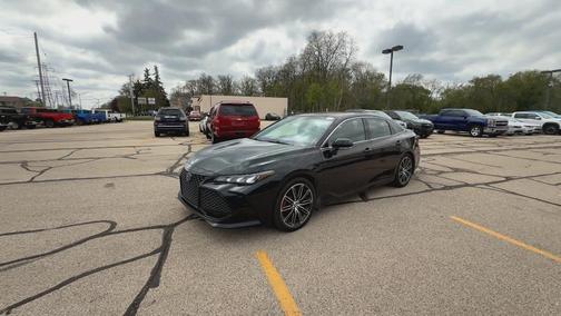 2019 Toyota Avalon XLE
