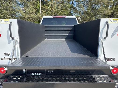 2025 Chevrolet Silverado 3500 WT