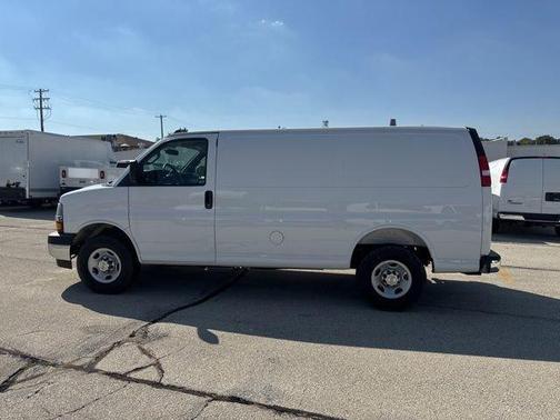 2025 Chevrolet Express 2500 Work Van