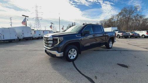 2024 GMC Sierra 1500 SLE