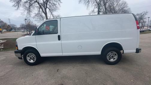 2022 GMC Savana 2500 Work Van