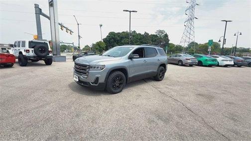 2023 GMC Acadia AT4