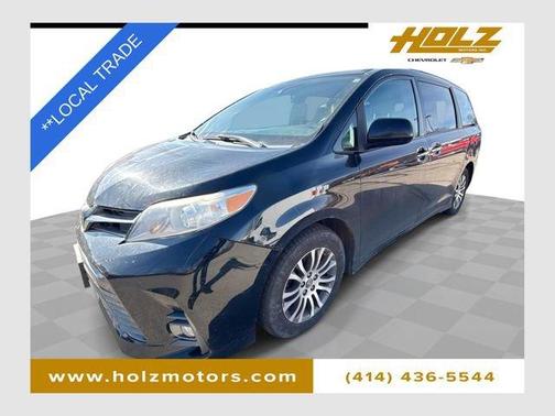 2018 Toyota Sienna XLE