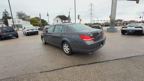 2010 Toyota Avalon XL