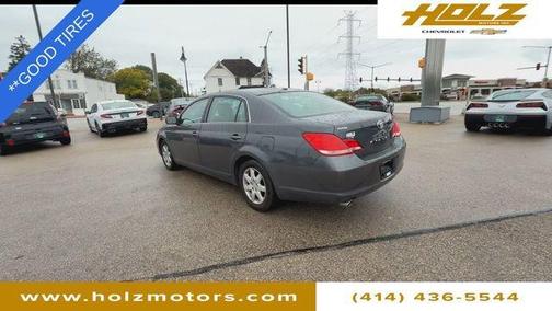 2010 Toyota Avalon XL