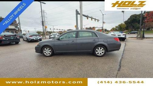 2010 Toyota Avalon XL