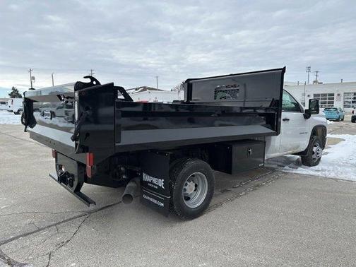 2025 Chevrolet Silverado 3500 WT