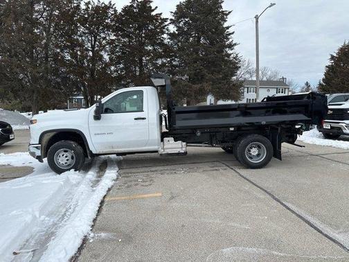 2025 Chevrolet Silverado 3500 WT