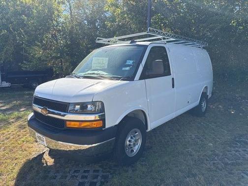 2025 Chevrolet Express 2500 Work Van
