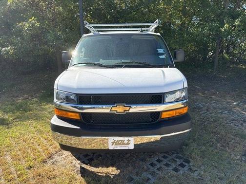 2025 Chevrolet Express 2500 Work Van