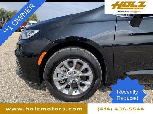 2024 Chrysler Pacifica Touring-L