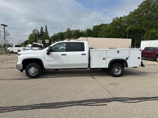 2025 Chevrolet Silverado 3500 WT
