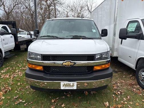2025 Chevrolet Express 3500 Work Van