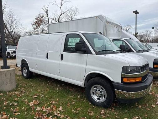 2025 Chevrolet Express 3500 Work Van