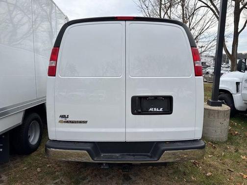 2025 Chevrolet Express 3500 Work Van