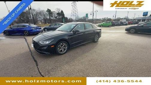 2022 Hyundai SONATA SEL