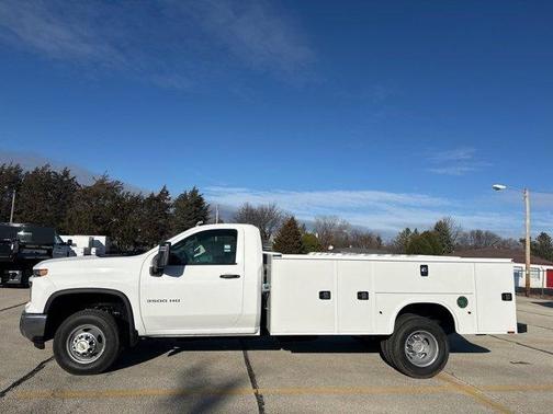 2025 Chevrolet Silverado 3500 WT