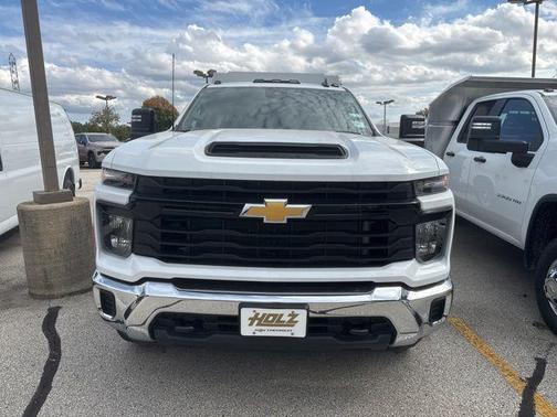 2025 Chevrolet Silverado 3500 WT