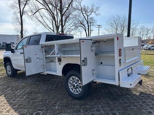 2025 Chevrolet Silverado 2500 WT