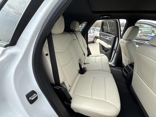 2022 Cadillac XT5 Sport