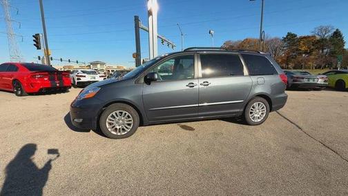 2010 Toyota Sienna XLE