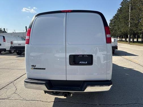 2025 Chevrolet Express 3500 Work Van