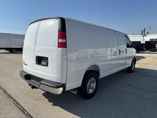 2025 Chevrolet Express 3500 Work Van