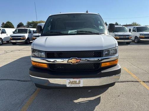 2025 Chevrolet Express 3500 Work Van