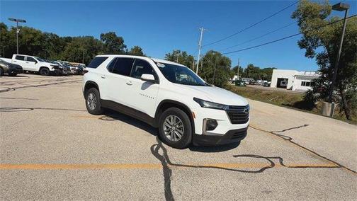 2022 Chevrolet Traverse LT Cloth