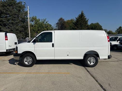 2025 Chevrolet Express 3500 Work Van