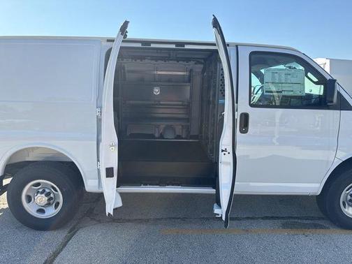 2025 Chevrolet Express 3500 Work Van
