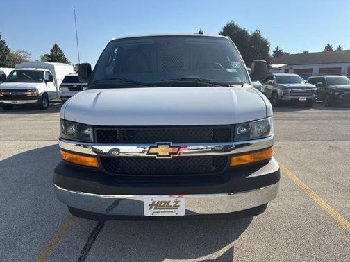 2025 Chevrolet Express 3500 Work Van