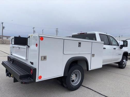 2025 Chevrolet Silverado 3500 WT