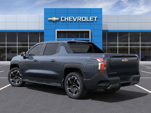 2025 Chevrolet Silverado EV LT