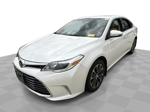 2018 Toyota Avalon XLE